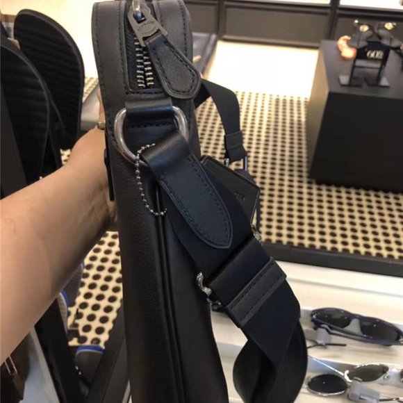 COACH F68014 HOUSTON SMOOTH LEATHER FLIGHT BAG BLK - Picture 13 of 17